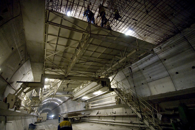 Chantier d'un tunnel autoroutier