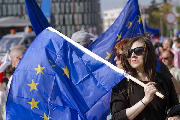 Manifestation pro-européenne à Varsovie